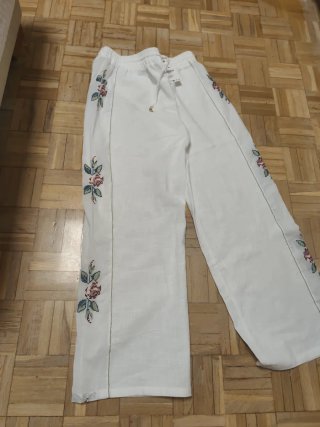 Pantalón Zara Lino Bordado Flores