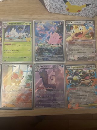 Cartas Pokémon 30 Aniversario y otras colecciones