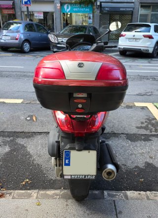 Yamaha Xmax 250 2005 Roja poco negociable
