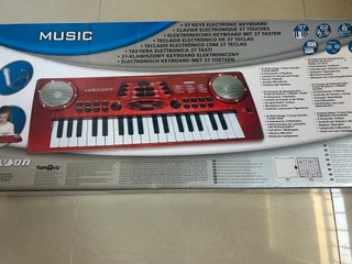 Teclado Electrónico PlayOn 37 Teclas + Micrófono