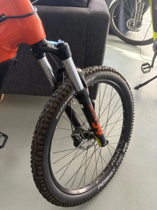 Bicicleta eléctrica Haibike naranja