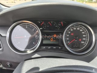Peugeot 508 1.6 eHDi 112CV Automático 168.000 km