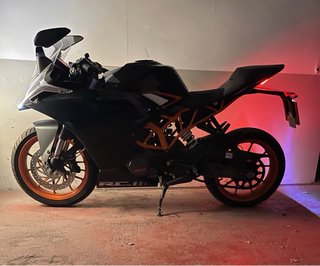 KTM RC 125cc 2015 Negra y Naranja