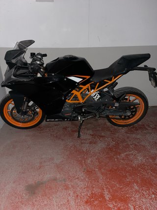 KTM RC 125cc 2015 Negra y Naranja