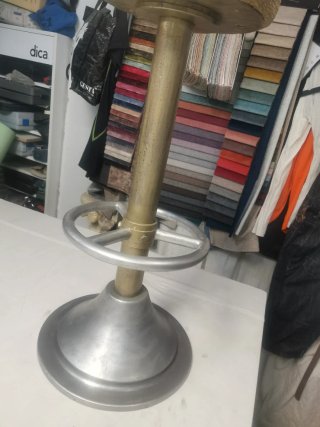 Taburete Alto Vintage Restaurado