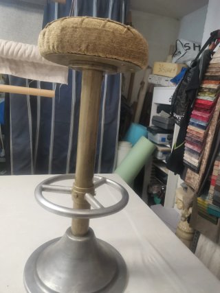Taburete Alto Vintage Restaurado