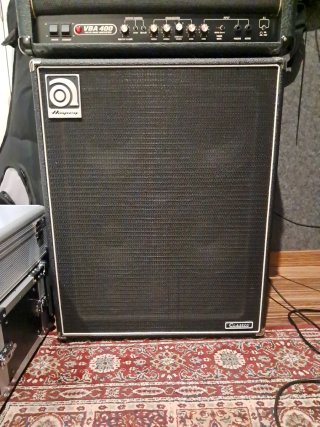 Ampeg 410 HLF Bajo