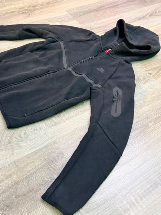 Nike Tech Fleece Negra XS