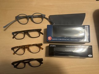 Gafas lectura +2.0 a estrenar.