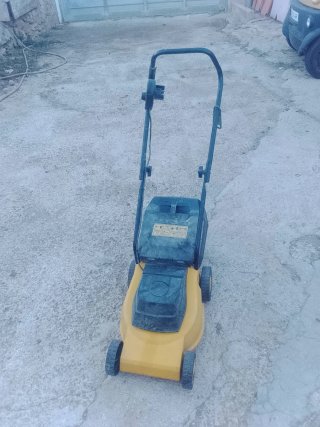 Cortacésped Eléctrico Amarillo