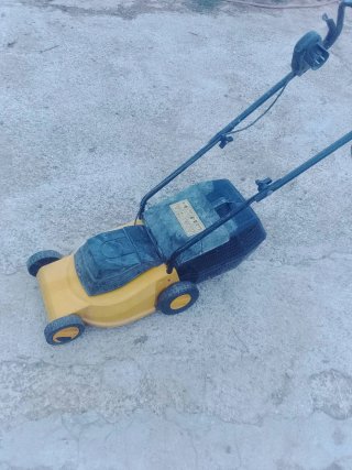 Cortacésped Eléctrico Amarillo
