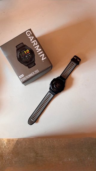 Reloj Garmin Forerunner 265 Music Negro