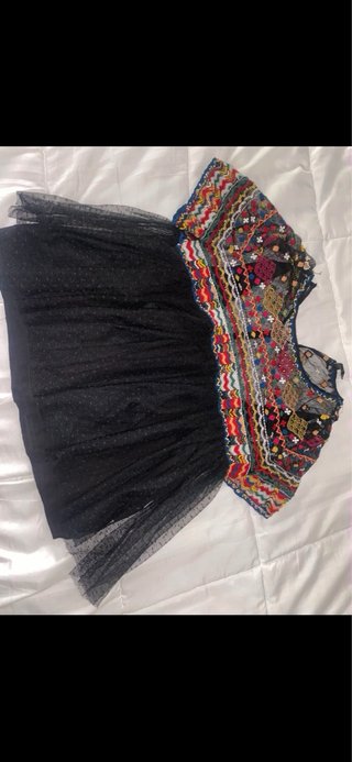 Top Vintage Bordado y Falda Tul Negro