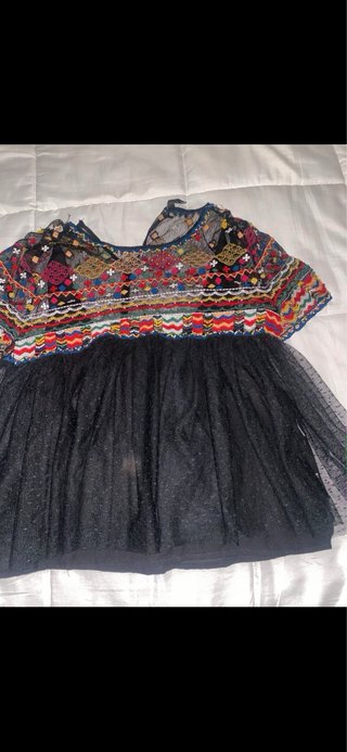 Top Vintage Bordado y Falda Tul Negro