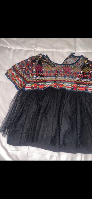 Top Vintage Bordado y Falda Tul Negro