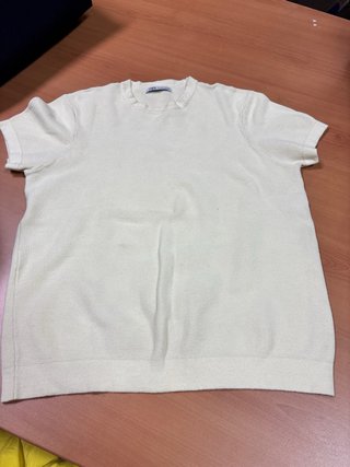 Camiseta Zara Beige Manga Corta