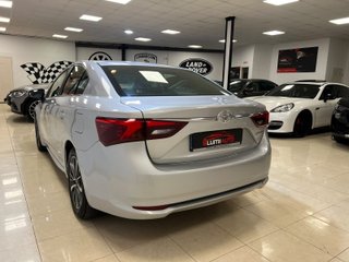 Toyota Avensis 1.8 140 Advance Multidrive