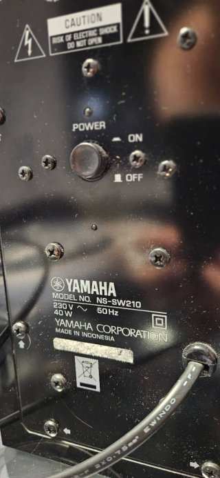 Altavoces Yamaha Home Cinema Negros