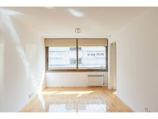 Piso en alquiler en Almagro en Madrid
