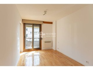 Piso en alquiler en Almagro en Madrid