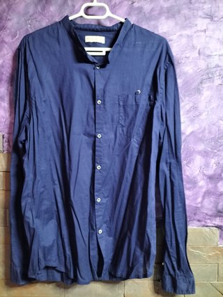 Camisa azul cuello Mao