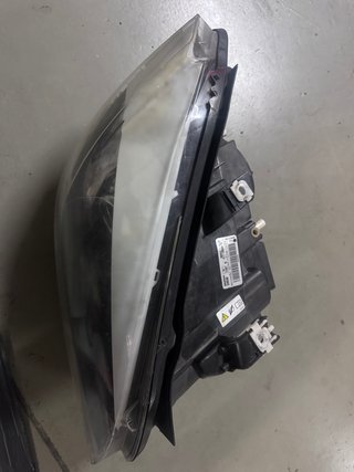 Faro BMW X1 (E84) Izquierdo y derecho