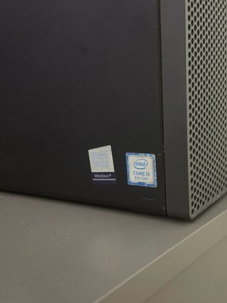 Torre Lenovo ThinkCentre Negra