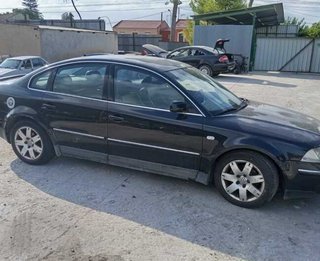Puerta trasera izquierda volkswagen 463256 passat