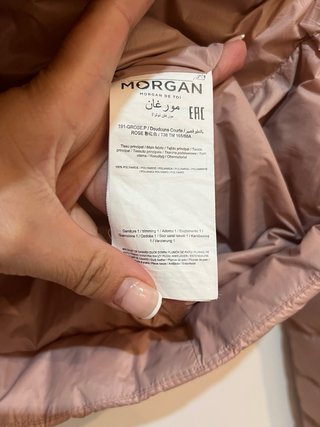 Plumífero Morgan rosa con pedrería