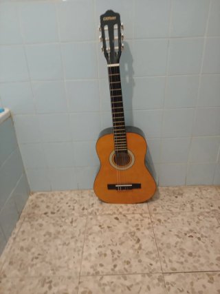 Guitarra acústica Clifton