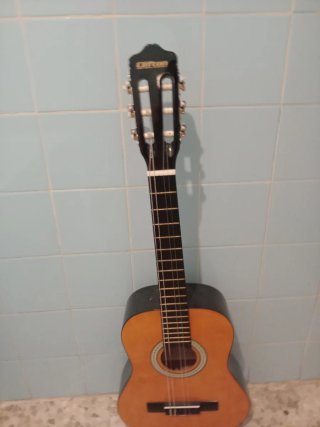 Guitarra acústica Clifton