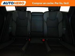 Volvo XC60 2.0 B4 Mild-Hybrid R Design 2WD