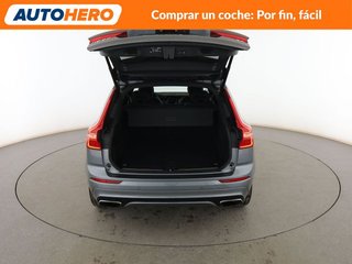Volvo XC60 2.0 B4 Mild-Hybrid R Design 2WD