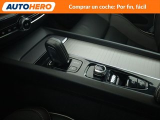 Volvo XC60 2.0 B4 Mild-Hybrid R Design 2WD