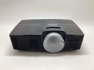 proyector polivalente acer x113