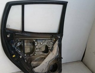 Puerta trasera izquierda kia picanto 1.0 lx 463073