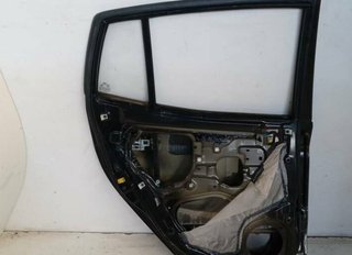Puerta trasera izquierda kia picanto 1.0 lx 463073