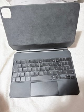 Original Apple Magic Keyboard for 11-inch iPad Pro