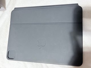 Original Apple Magic Keyboard for 11-inch iPad Pro