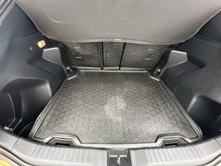 Toyota Yaris Cross 1.5 120H Premiere Edition
