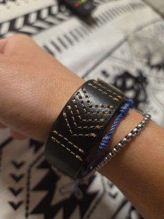 Pulsera Guess Cuero y Acero Est. 1981
