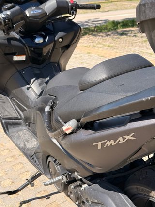 Yamaha T Max Maxi Scooter Gris