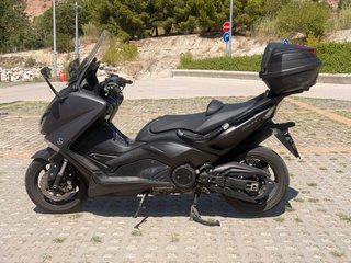 Yamaha T Max Maxi Scooter Gris