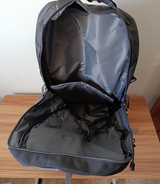 Mochila 60L impermeable viaje senderismo NUEVA