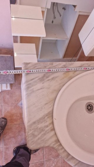 Mueble de baño con lavabo