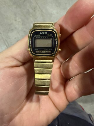 Reloj Casio Mini Dorado