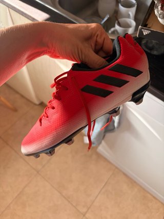 Botas de fútbol Adidas Rojas