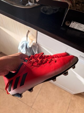 Botas de fútbol Adidas Rojas