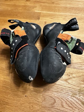Pies de gato scarpa booster