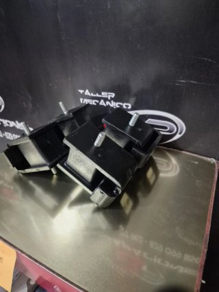 Soporte motor nissan